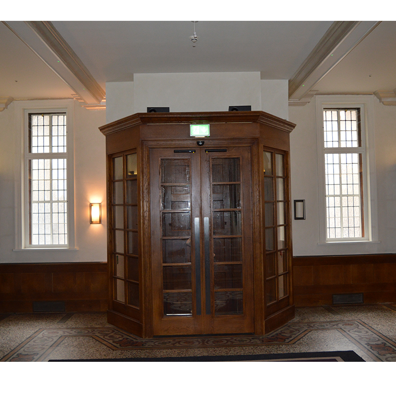 Grade 2 Listed Old Street Courthouse Hotel entrance