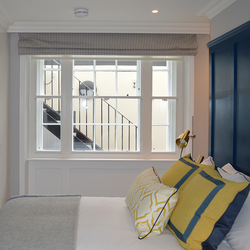 Selectaglaze secondary glazing providing thermal enhancements to 119 Ebury Street, London