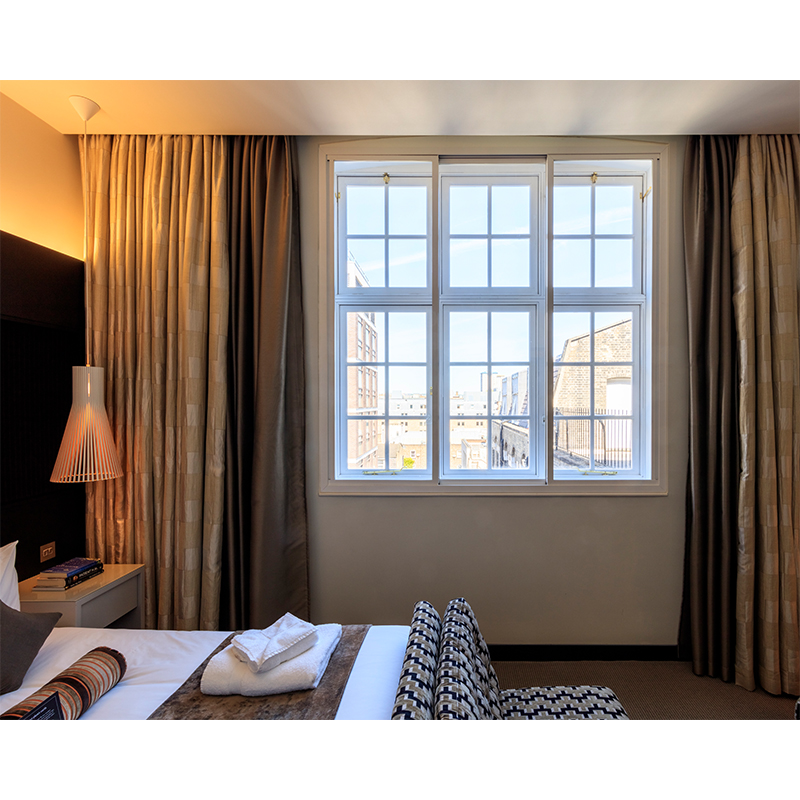 Hotel room available to members at the Royal College of General Practitioners with Selectagalze secondary glazing to improve noise insulation