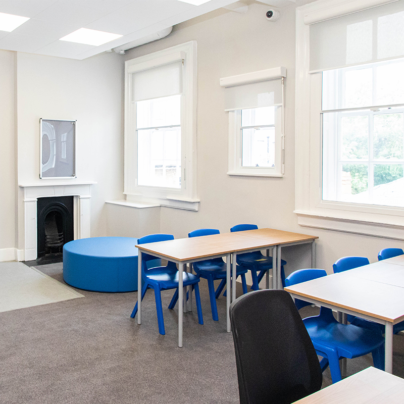 Large single glazed windows in Abbey School classroom with acoustic Series 20 secondary glazing