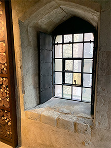 How do you tell if you have an original heritage window? - the Jewel Tower London